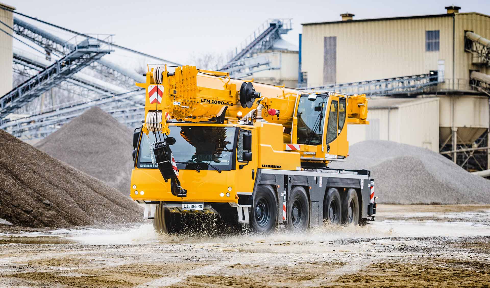 100 t Liebherr LTM 1090-4.2
